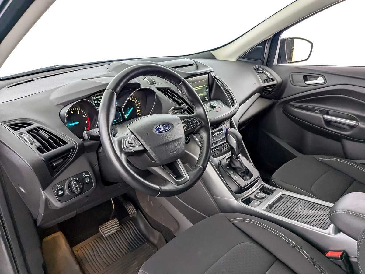 Ford Kuga б/у, 2018, Автоматическая. Фото: #13