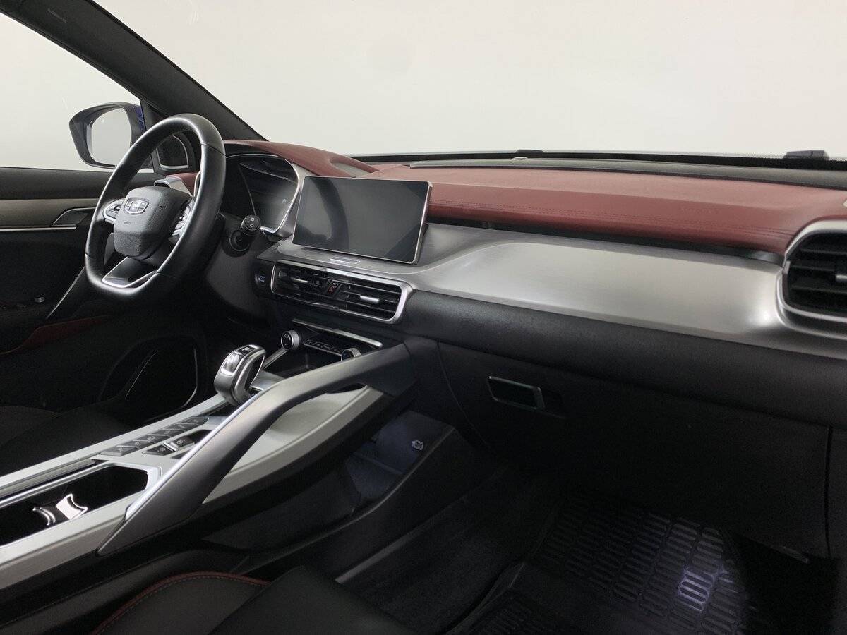 Geely Coolray б/у, 2022, Роботизированная. Фото: #12