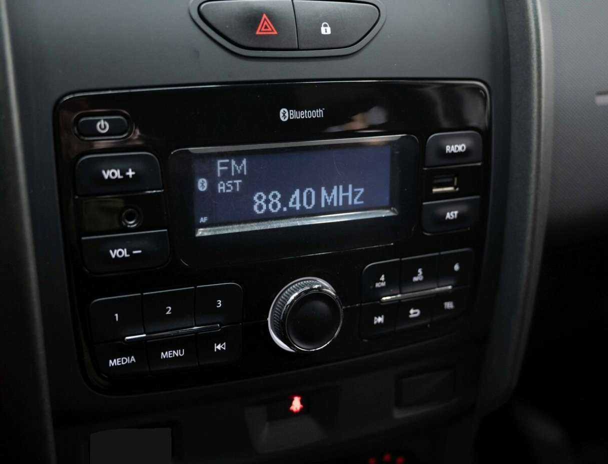 Renault Duster б/у, 2017, Механическая. Фото: #15