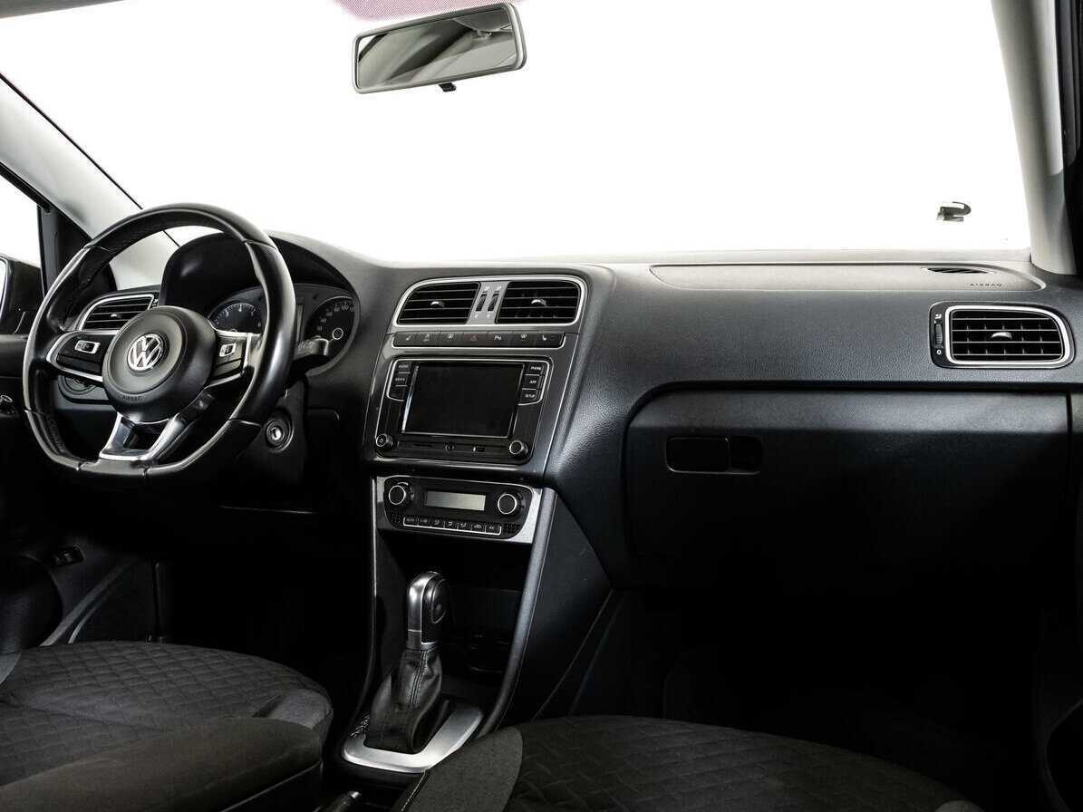 Volkswagen Polo б/у, 2018, Роботизированная. Фото: #8