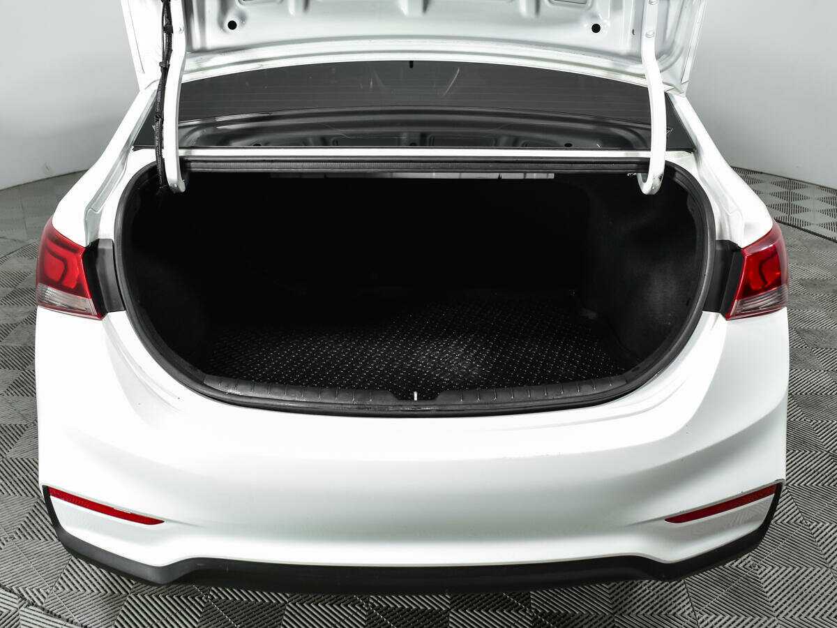 Hyundai Solaris б/у, 2017, Автоматическая. Фото: #12