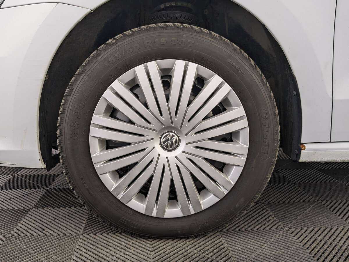 Volkswagen Polo б/у, 2018, Автоматическая. Фото: #11