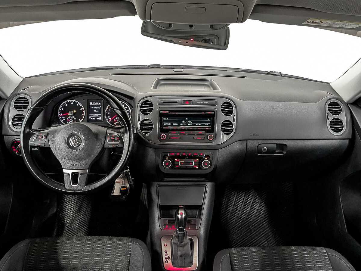 Volkswagen Tiguan б/у, 2013, Автоматическая. Фото: #11