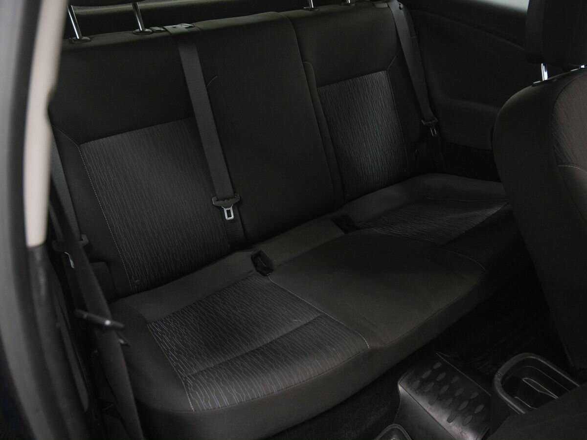 Opel Astra б/у, 2013, Механическая. Фото: #7