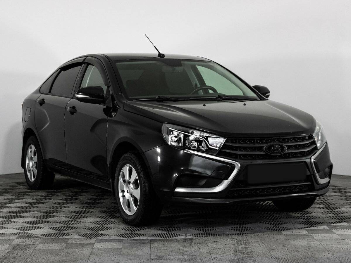 Lada (ВАЗ) Vesta б/у, 2017, Механическая. Фото: #2