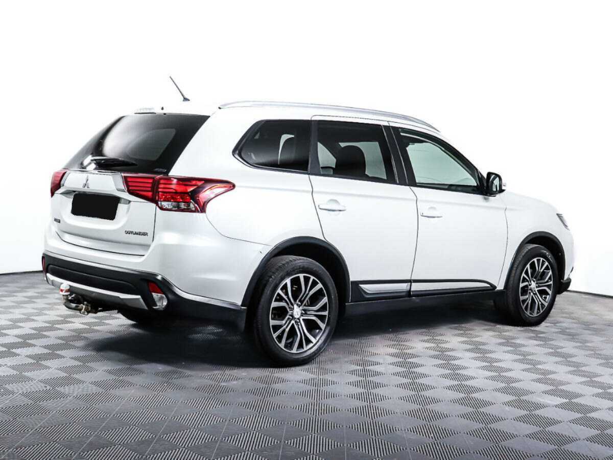 Mitsubishi Outlander б/у, 2015, Вариатор. Фото: #4
