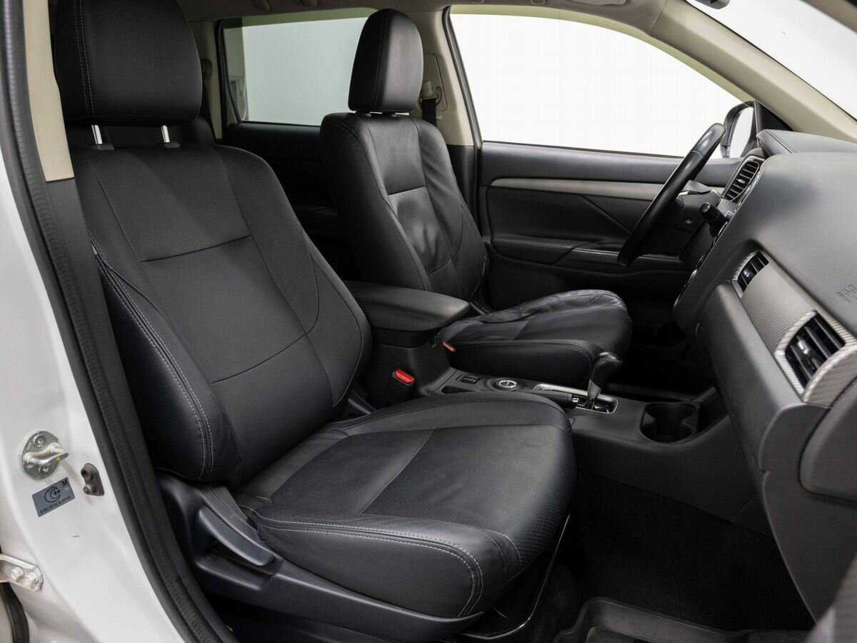 Mitsubishi Outlander б/у, 2015, Вариатор. Фото: #13