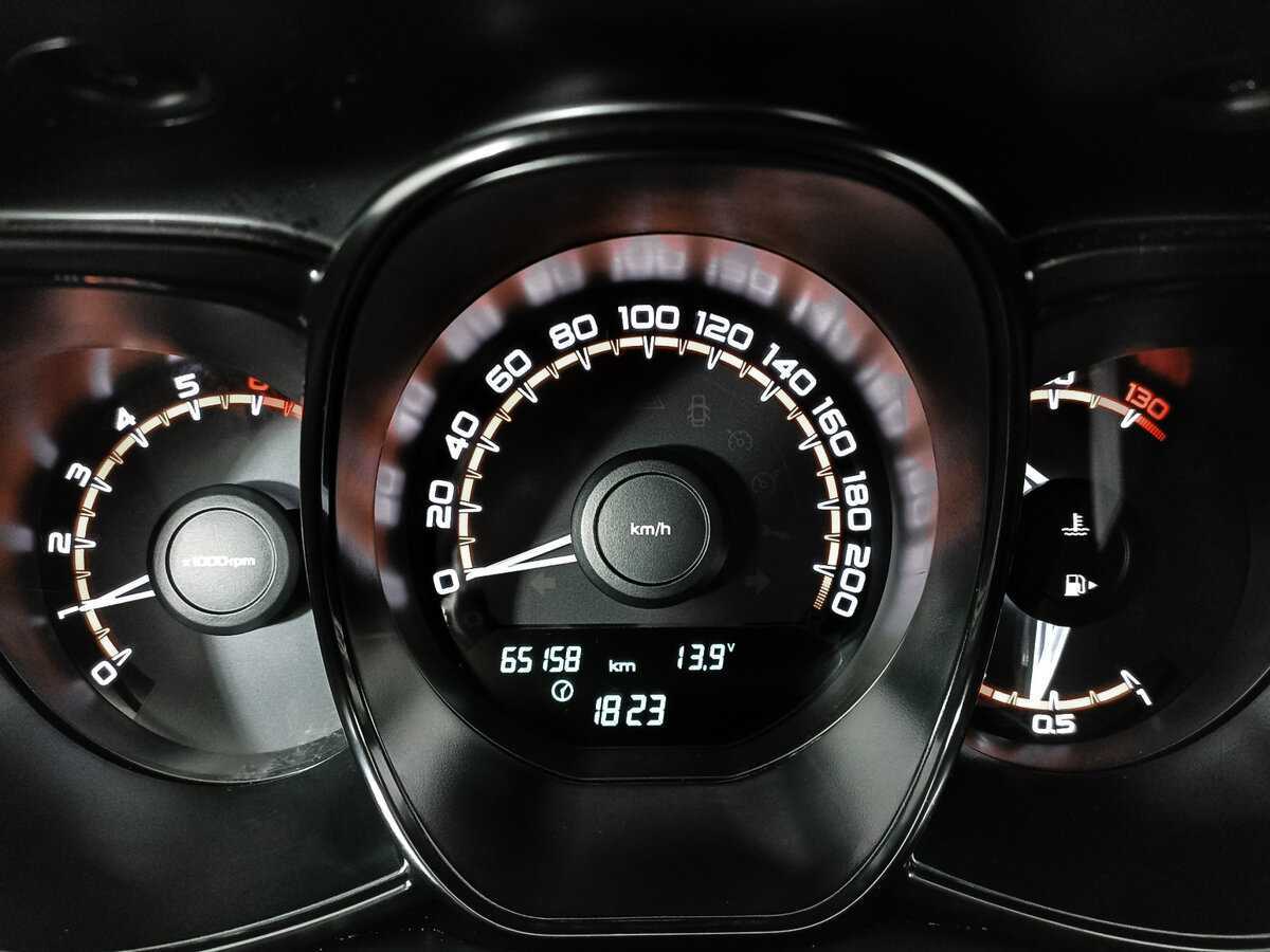 Lada (ВАЗ) Vesta б/у, 2021, Механическая. Фото: #8