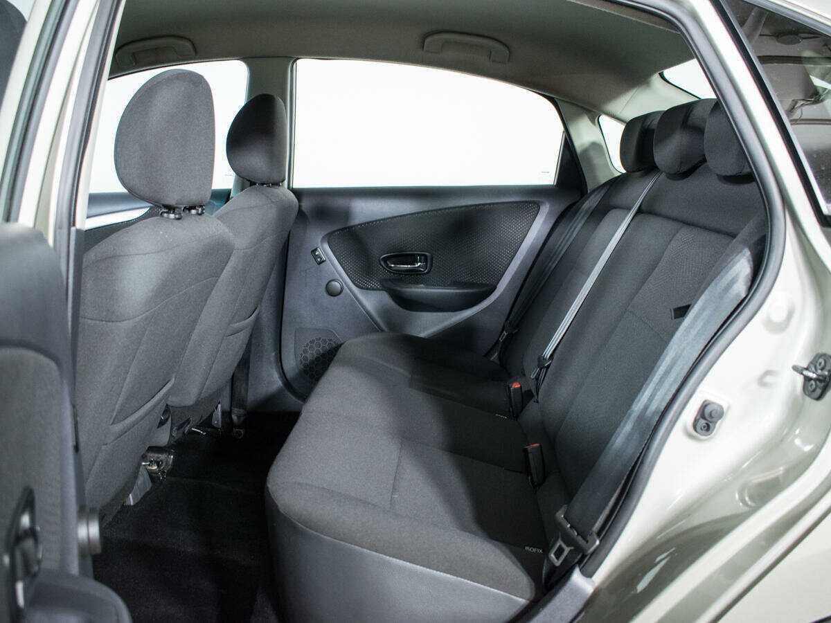 Nissan Almera б/у, 2016, Автоматическая. Фото: #8