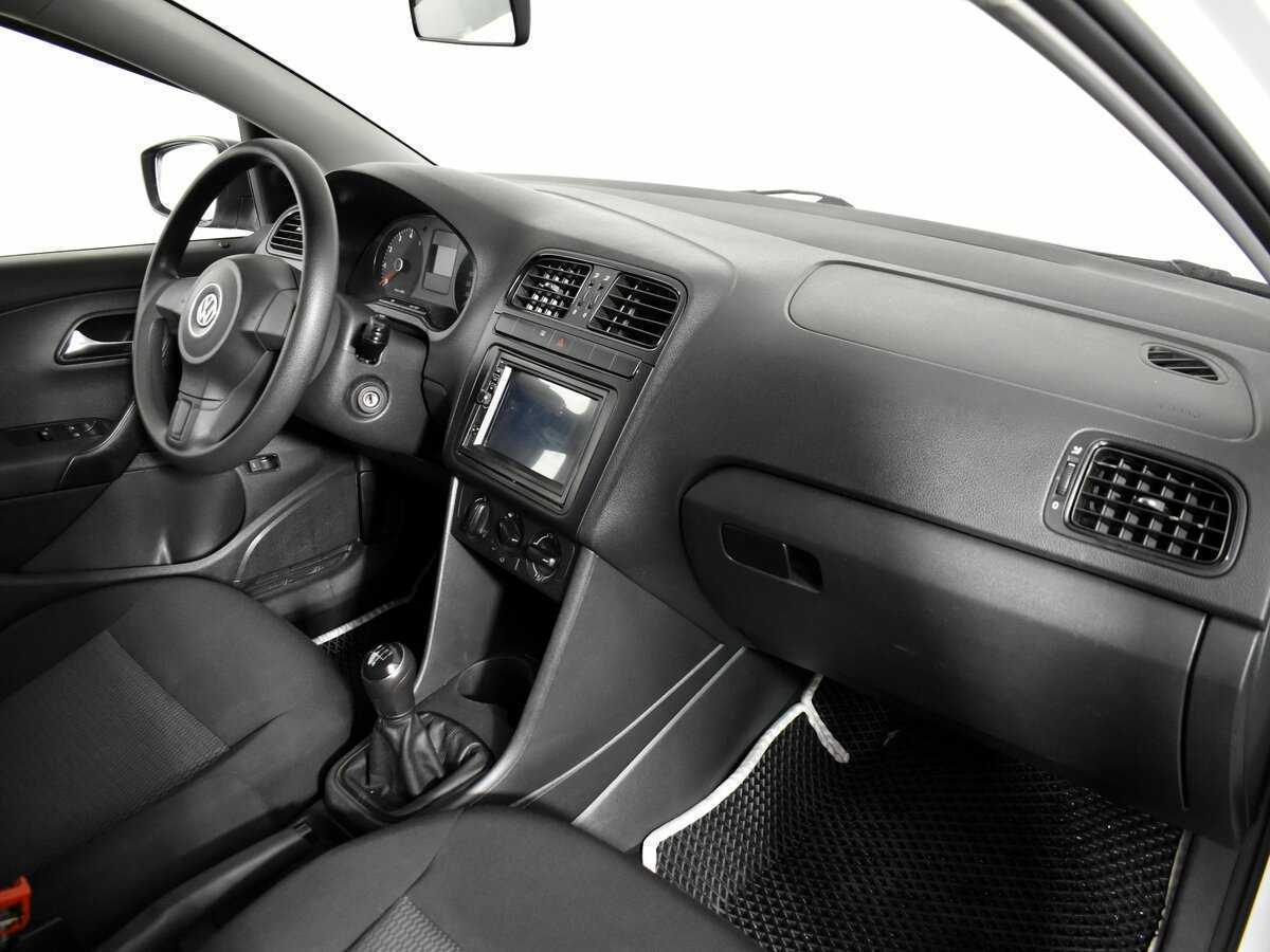 Volkswagen Polo б/у, 2014, Механическая. Фото: #15