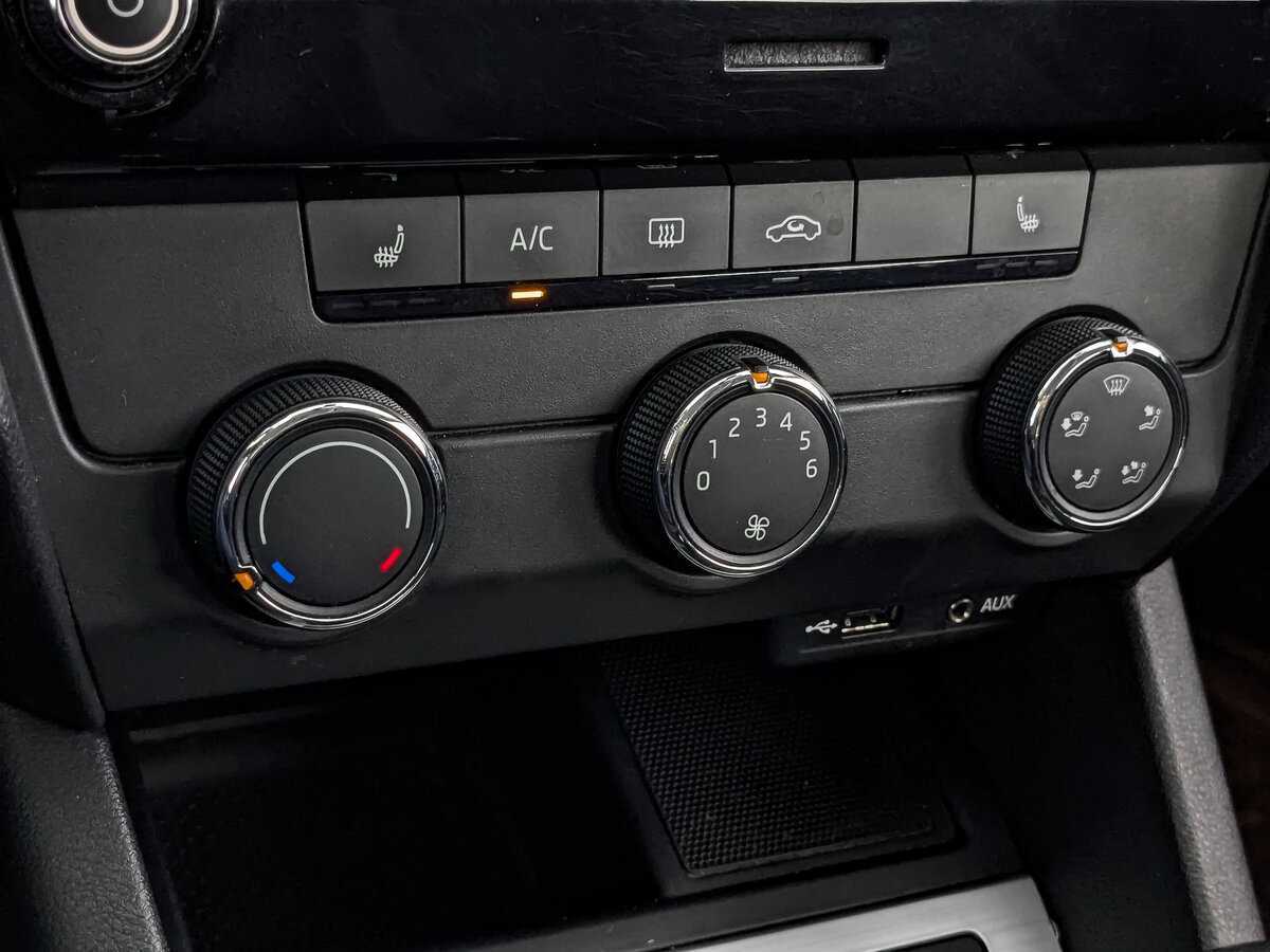 Skoda Octavia б/у, 2017, Механическая. Фото: #23