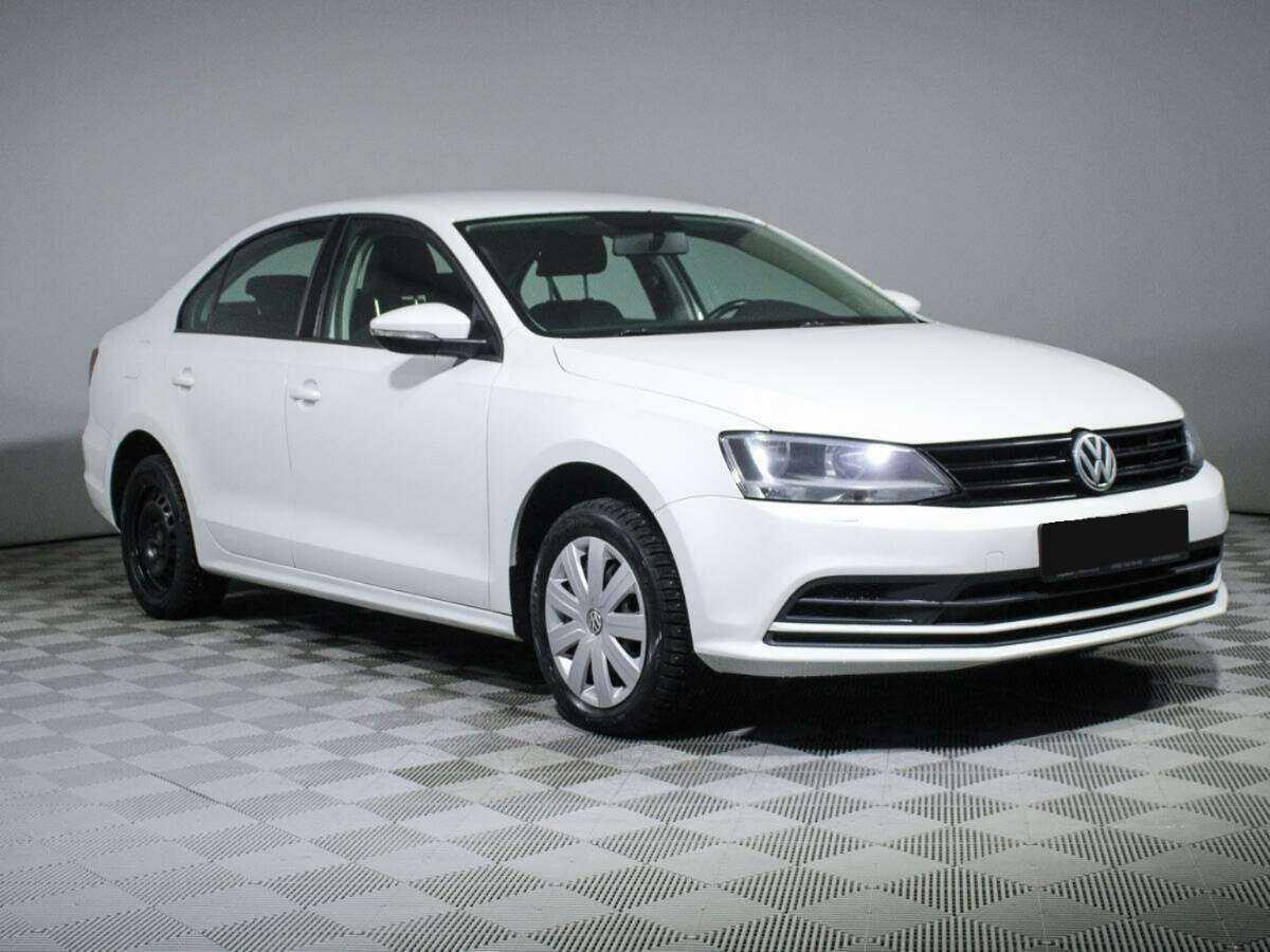 Volkswagen Jetta б/у, 2016, Роботизированная. Фото: #2
