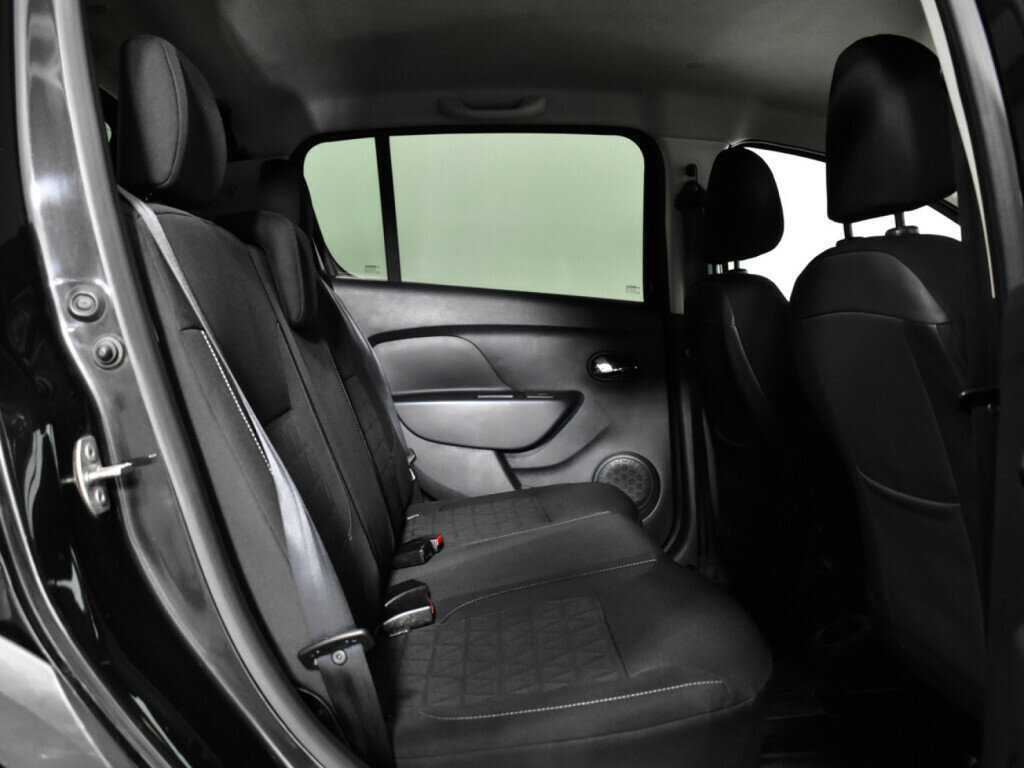 Renault Sandero б/у, 2017, Автоматическая. Фото: #9