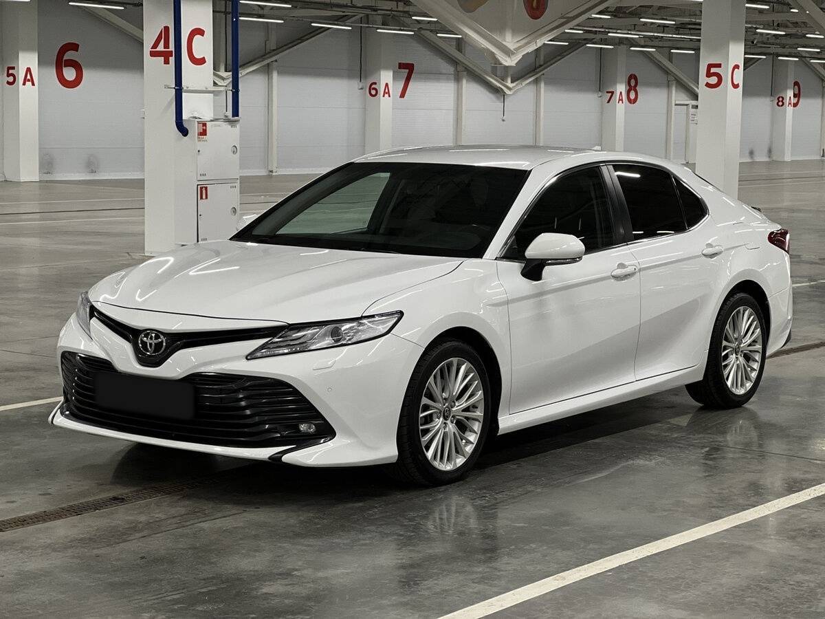 Toyota Camry б/у, 2018, Автоматическая. Посмотреть фото