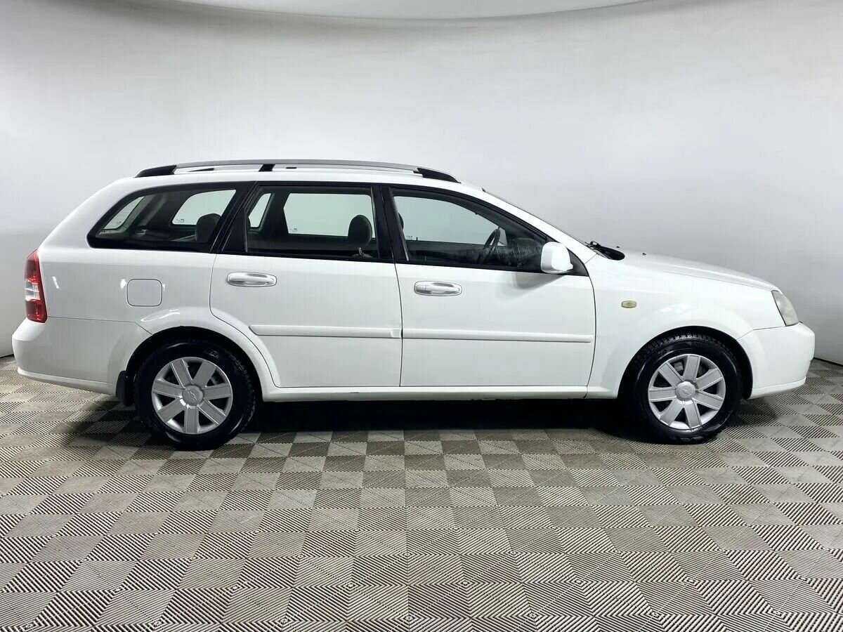 Chevrolet Lacetti б/у, 2012, Механическая. Фото: #3