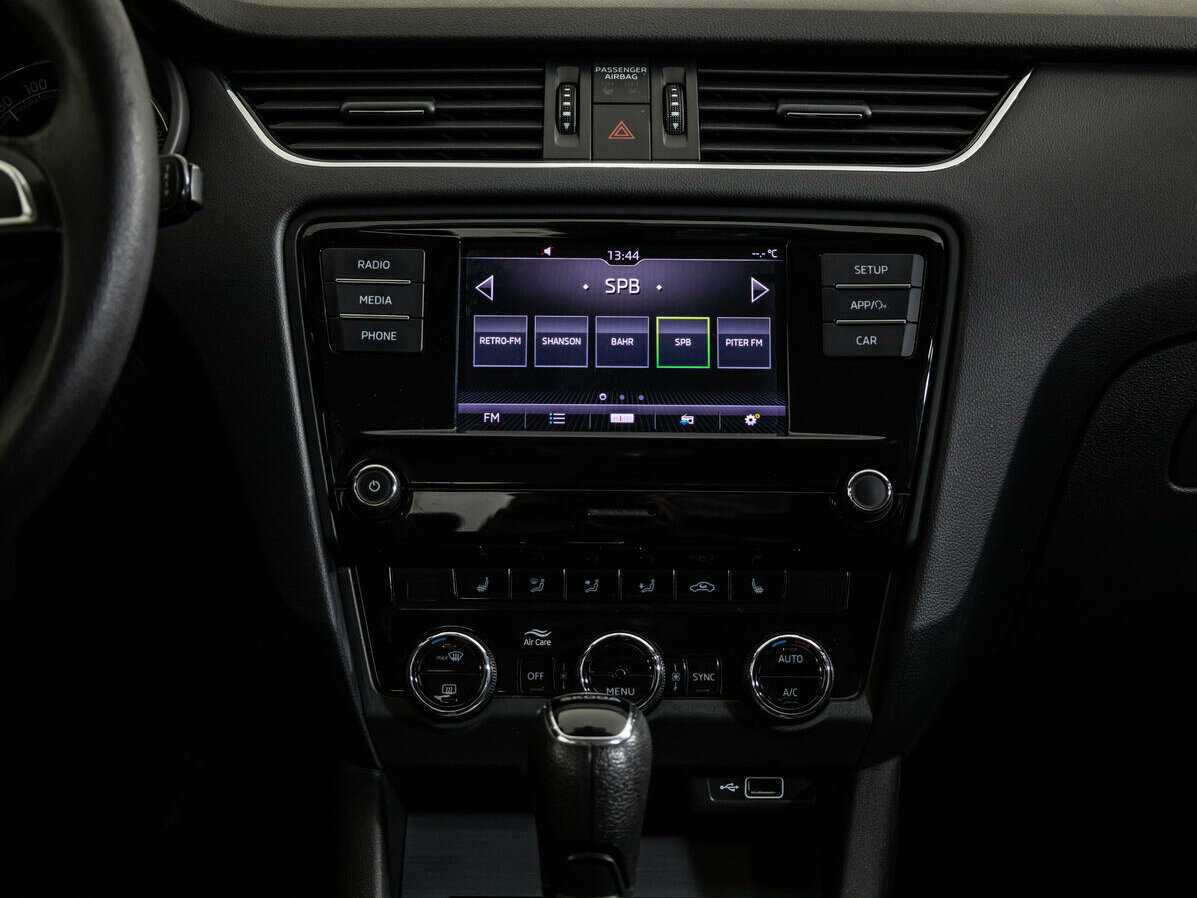 Skoda Octavia б/у, 2019, Автоматическая. Фото: #11