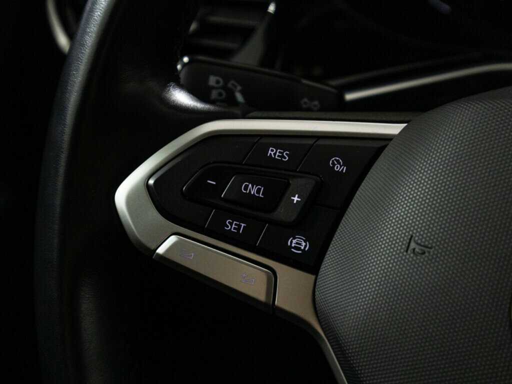 Volkswagen Polo б/у, 2021, Автоматическая. Фото: #17