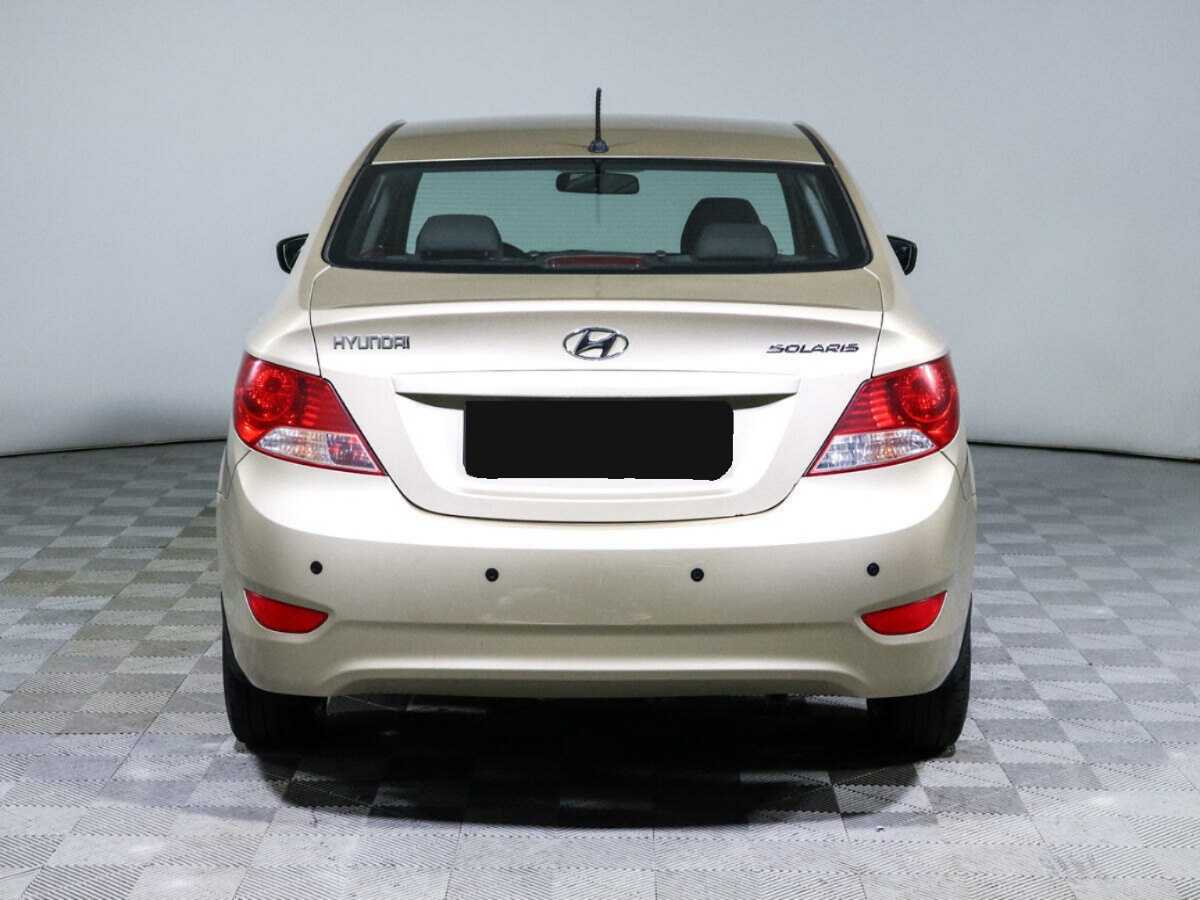 Hyundai Solaris б/у, 2013, Автоматическая. Фото: #4
