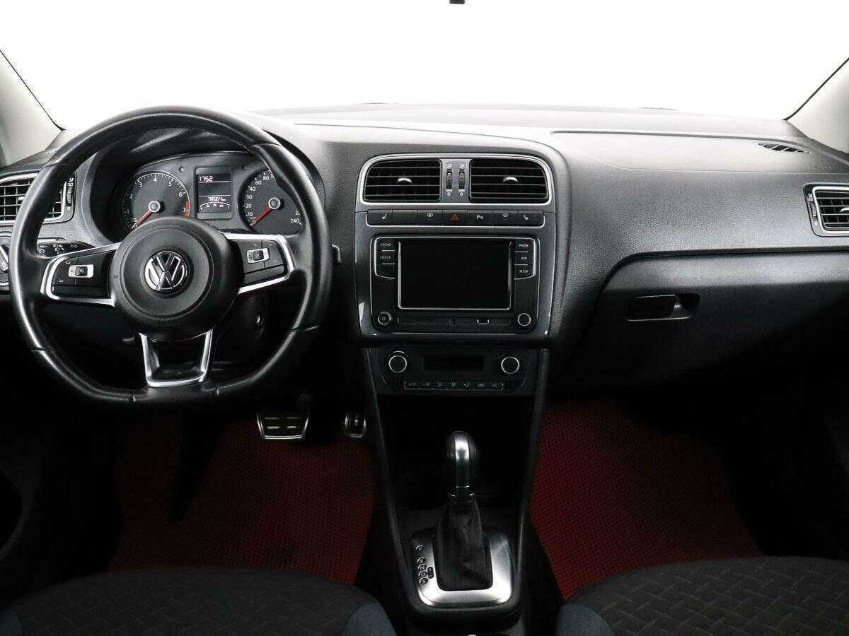 Volkswagen Polo б/у, 2019, Автоматическая. Фото: #9