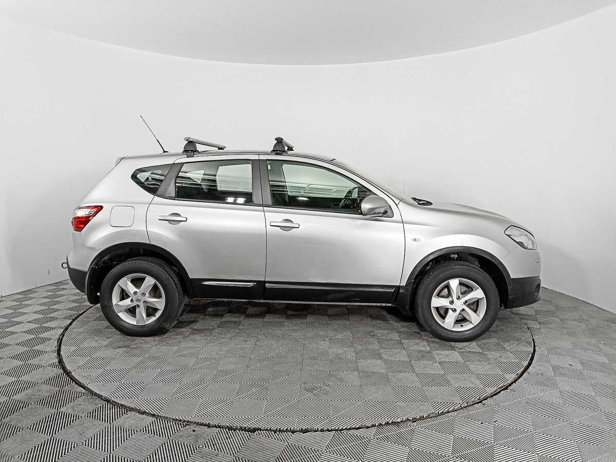 Nissan Qashqai б/у, 2012, Механическая. Фото: #3