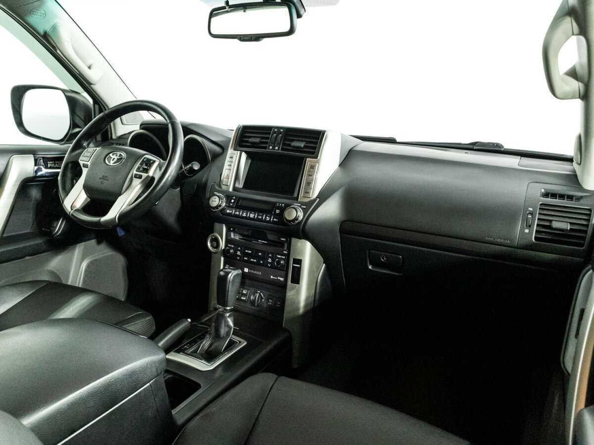 Toyota Land Cruiser Prado б/у, 2012, Автоматическая. Фото: #7