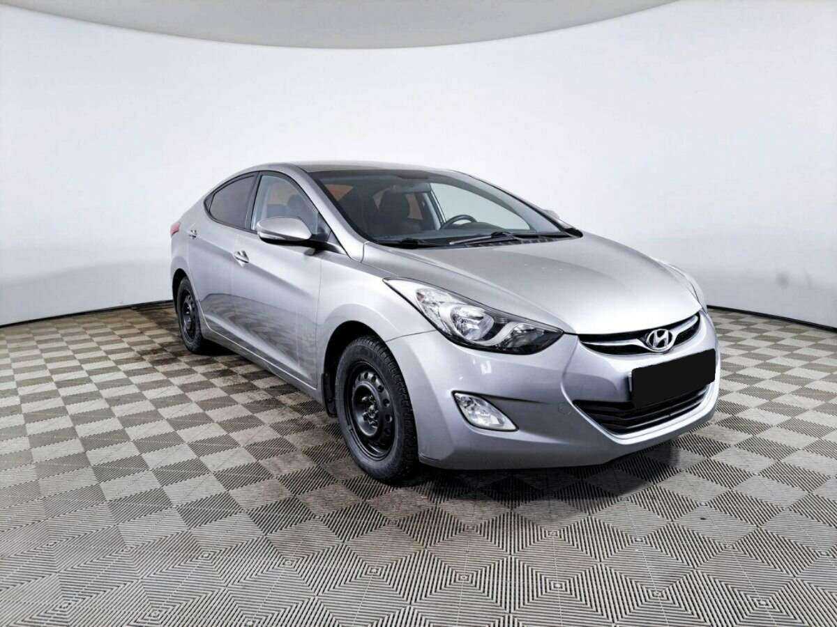 Hyundai Elantra б/у, 2013, Автоматическая. Фото: #2