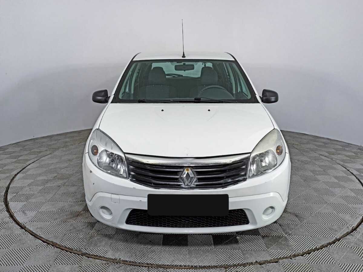 Renault Sandero б/у, 2014, Механическая. Фото: #1