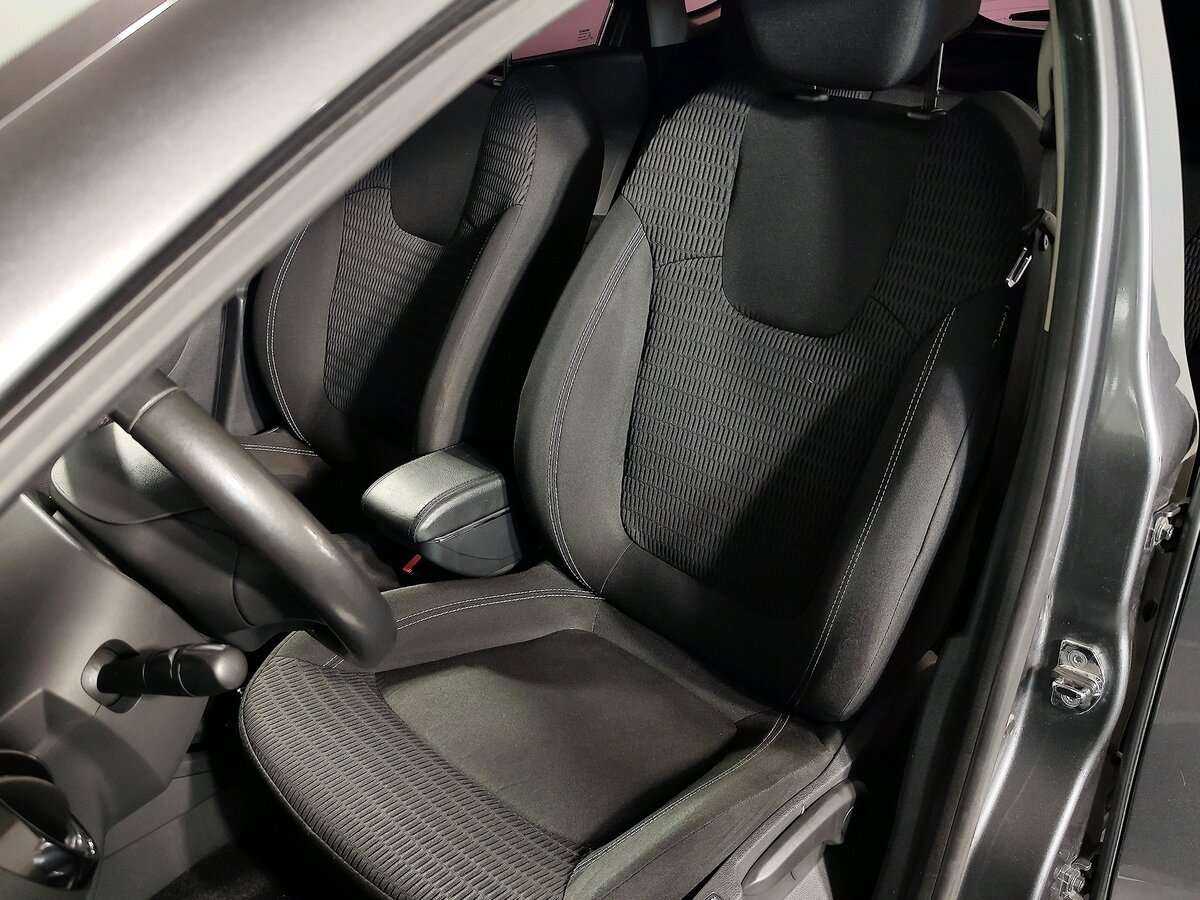 Renault Kaptur б/у, 2016, Механическая. Фото: #7