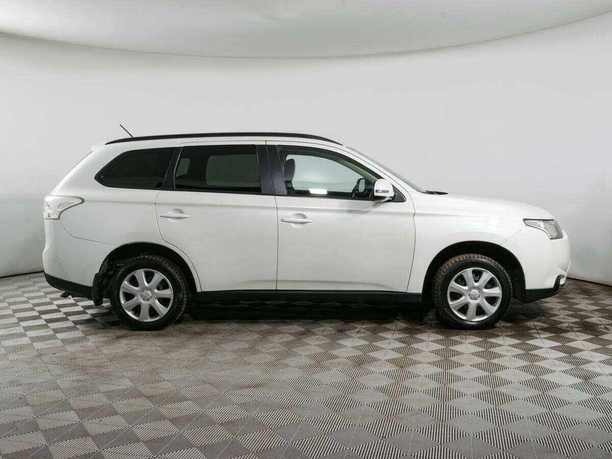 Mitsubishi Outlander б/у, 2013, Вариатор. Фото: #3