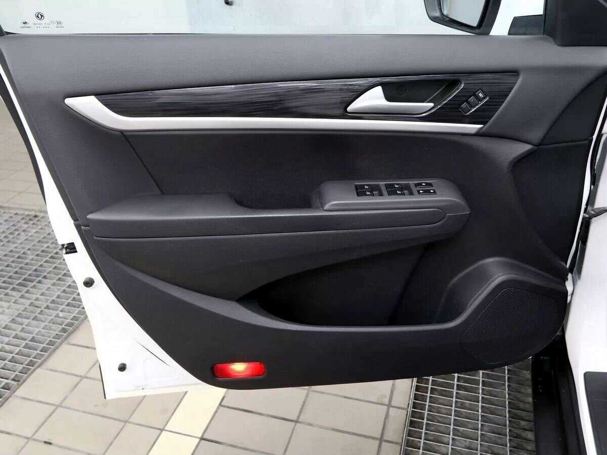 Dongfeng AX7 б/у, 2017, Автоматическая. Фото: #7