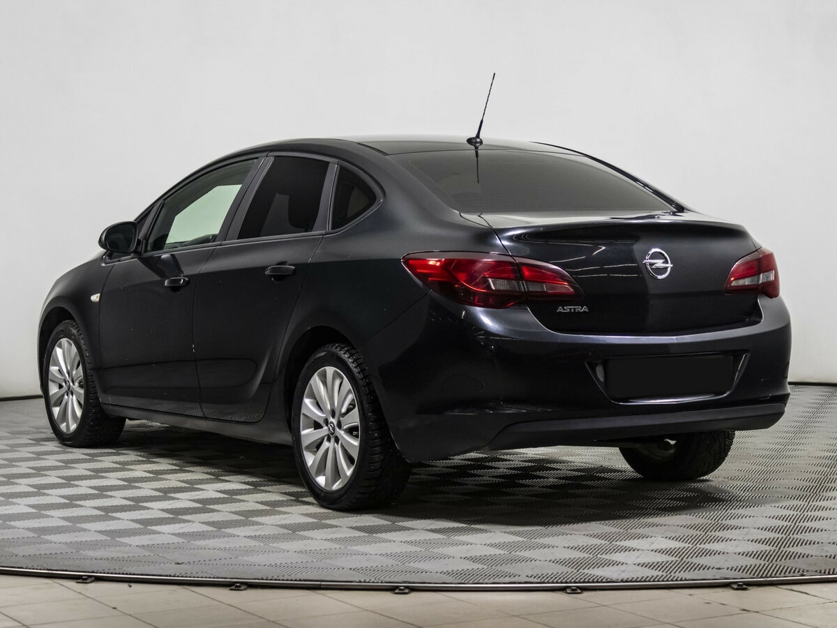 Opel Astra б/у, 2013, Механическая. Фото: #5