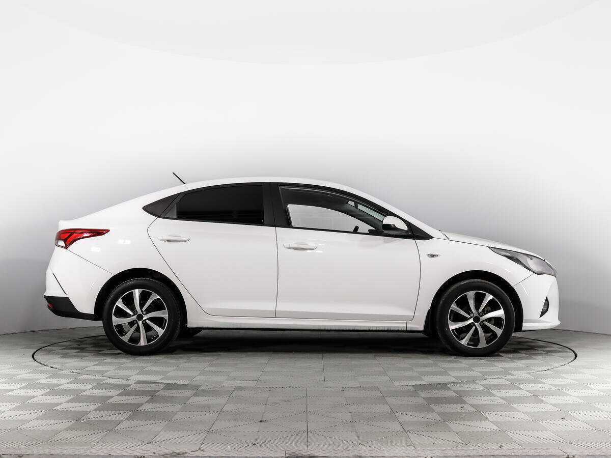 Hyundai Solaris б/у, 2021, Автоматическая. Фото: #3