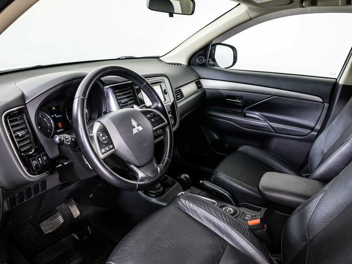 Mitsubishi Outlander б/у, 2014, Вариатор. Фото: #10