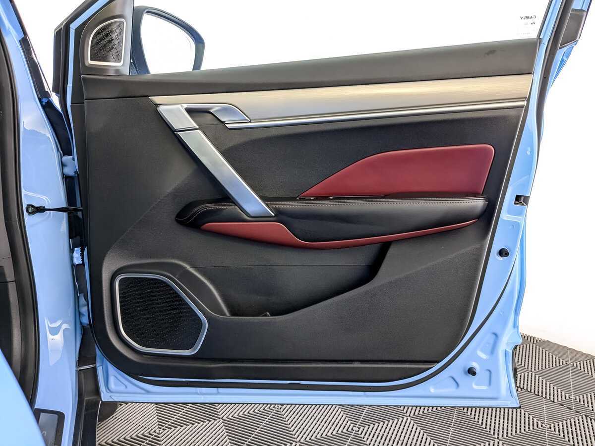 Geely Coolray б/у, 2022, Роботизированная. Фото: #22