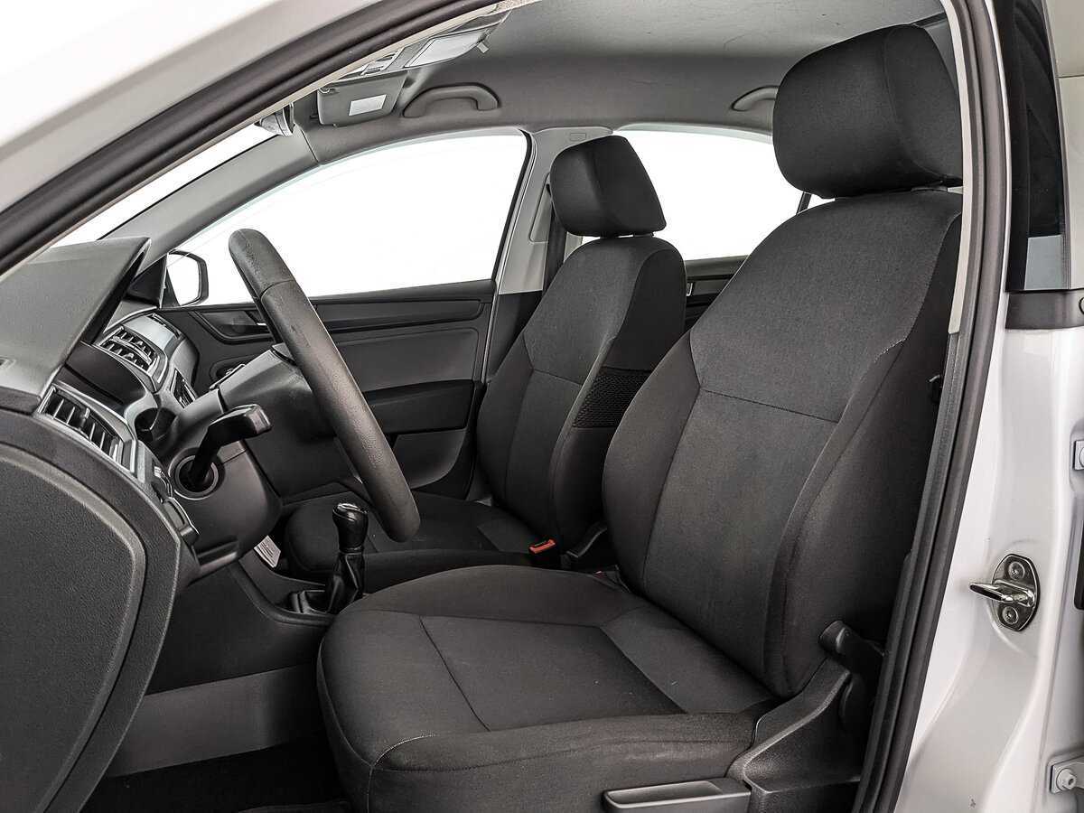 Skoda Rapid б/у, 2019, Механическая. Фото: #19