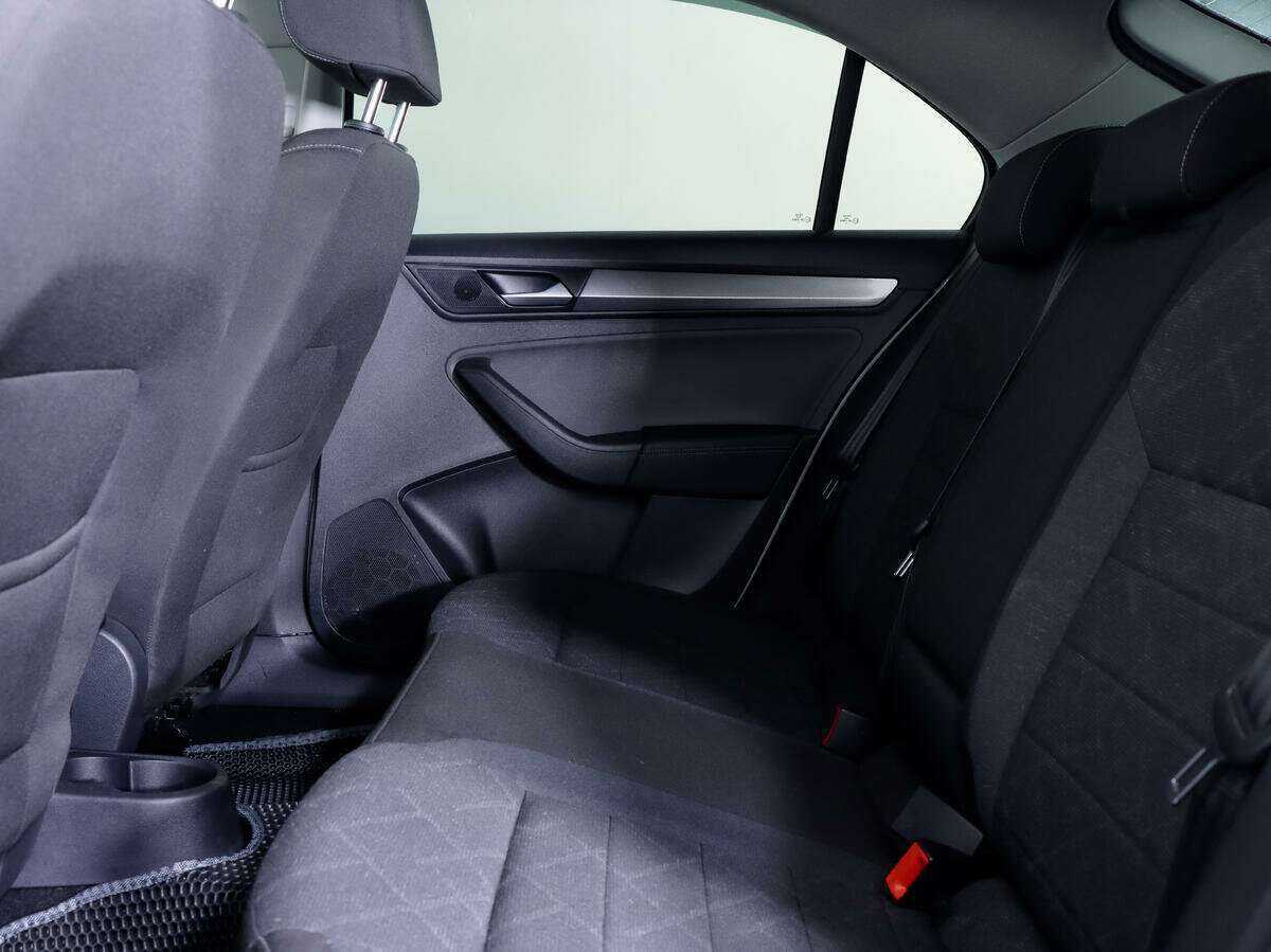 Volkswagen Polo б/у, 2021, Автоматическая. Фото: #10