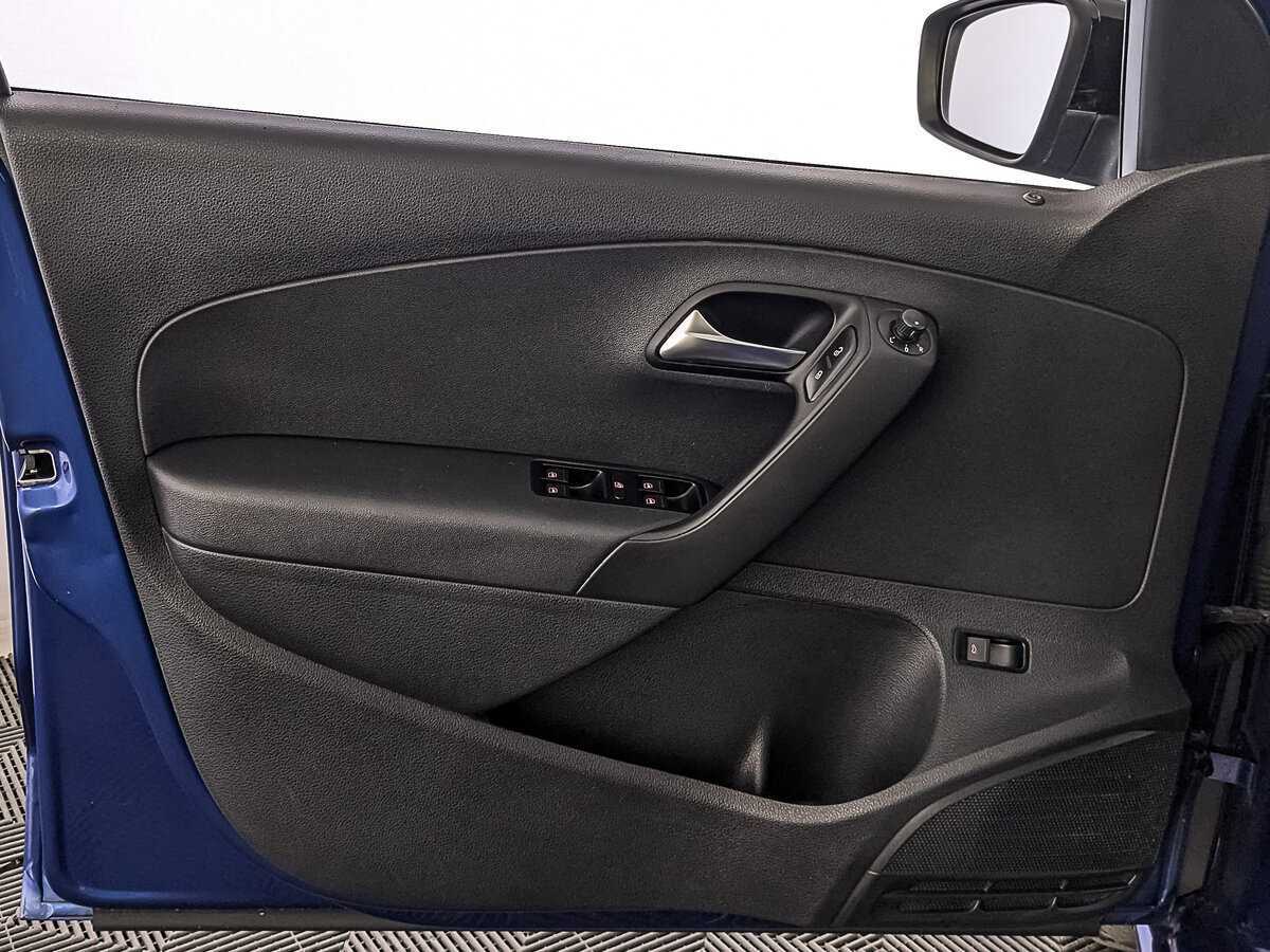 Volkswagen Polo б/у, 2019, Автоматическая. Фото: #18