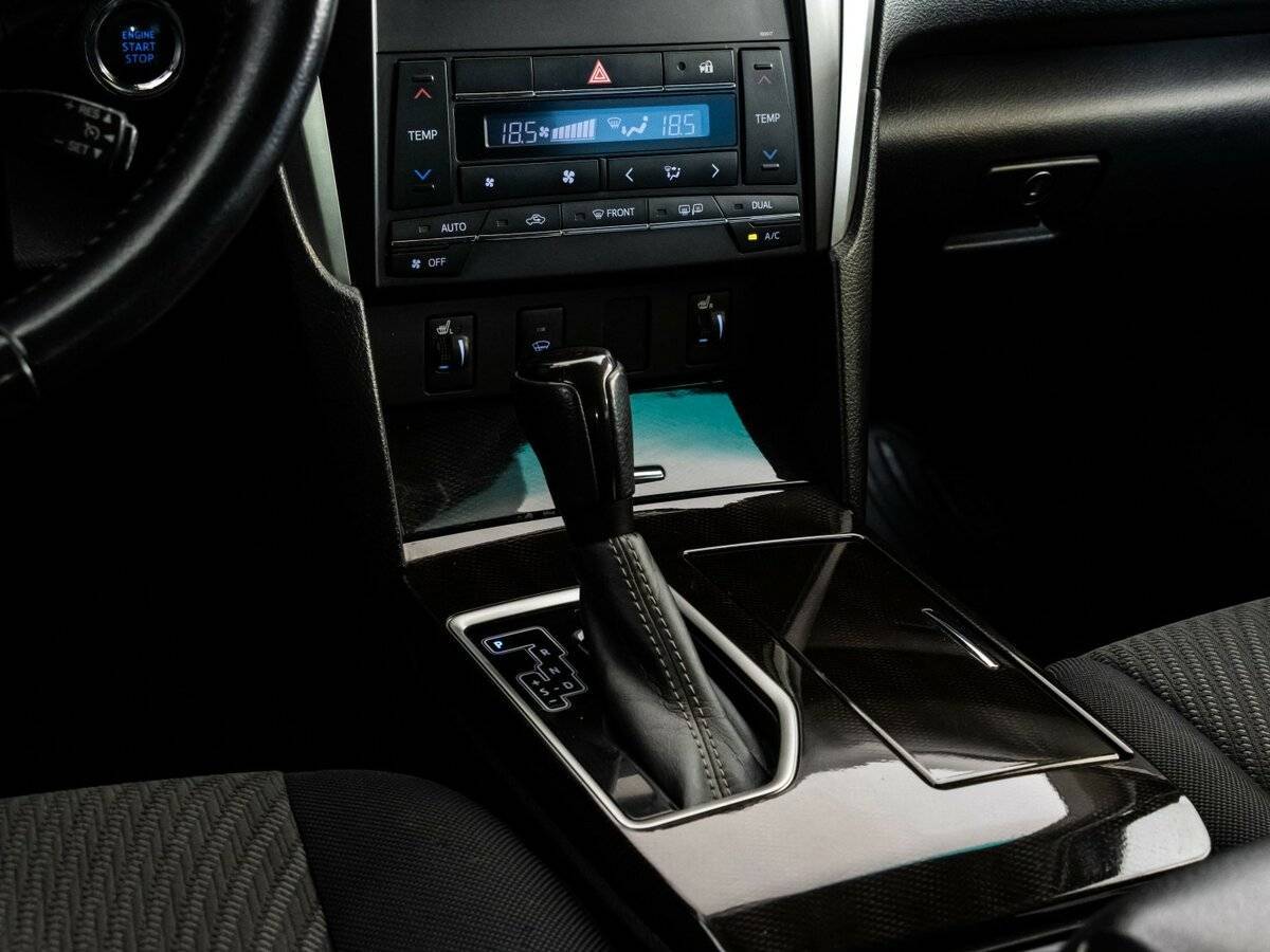 Toyota Camry б/у, 2017, Автоматическая. Фото: #12