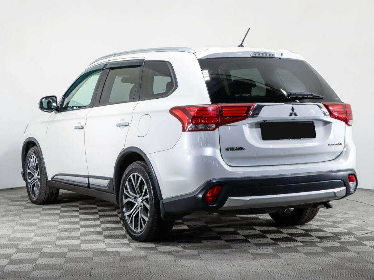 Mitsubishi Outlander б/у, 2016, Вариатор. Фото: #6