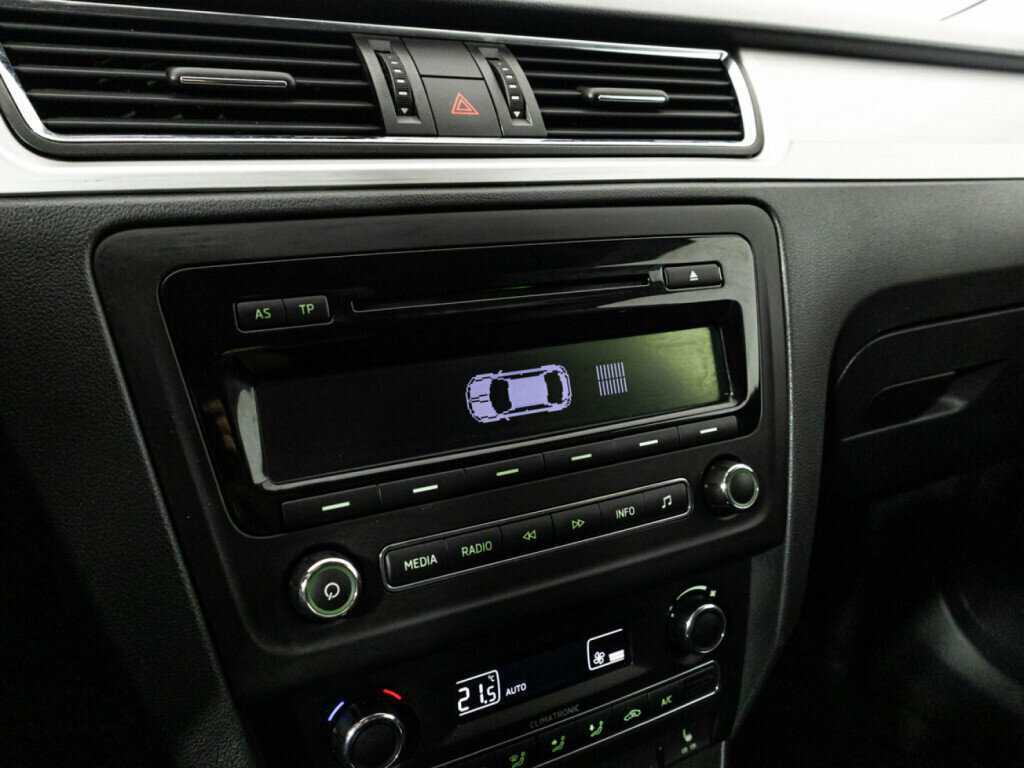 Skoda Rapid б/у, 2015, Роботизированная. Фото: #14