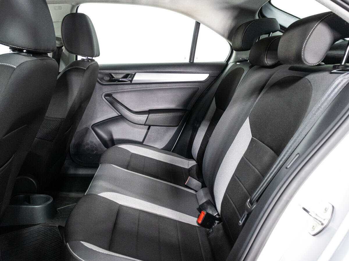 Skoda Rapid б/у, 2018, Механическая. Фото: #9