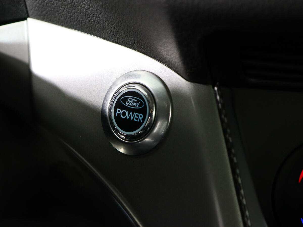 Ford Kuga б/у, 2014, Автоматическая. Фото: #18