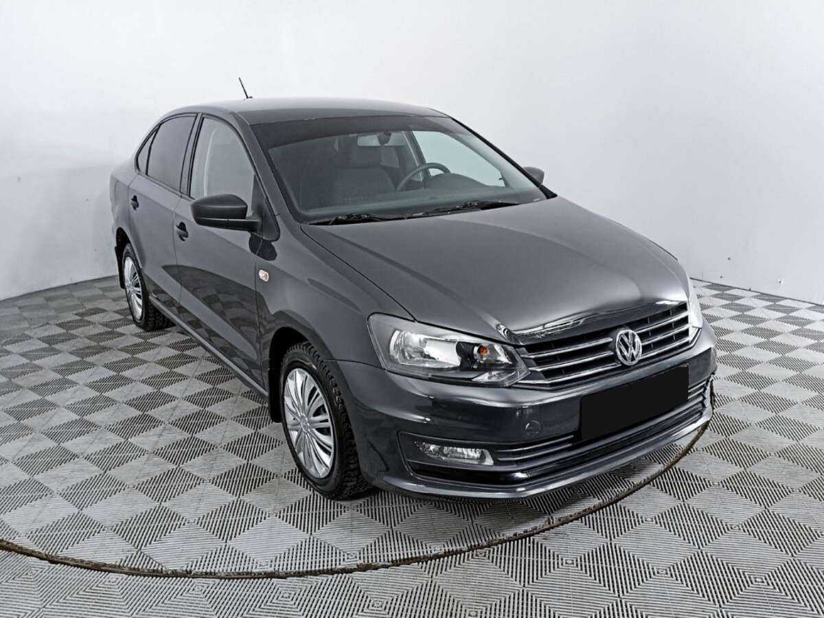 Volkswagen Polo б/у, 2017, Автоматическая. Фото: #2