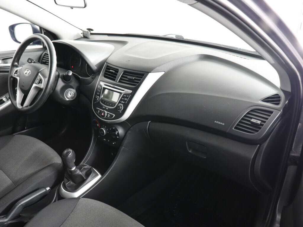 Hyundai Solaris б/у, 2012, Механическая. Фото: #5