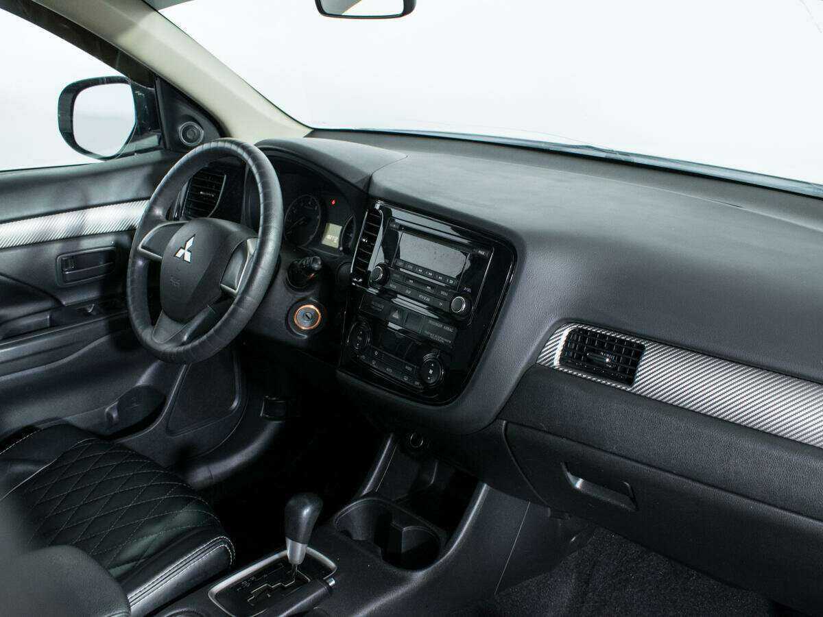 Mitsubishi Outlander б/у, 2014, Вариатор. Фото: #6