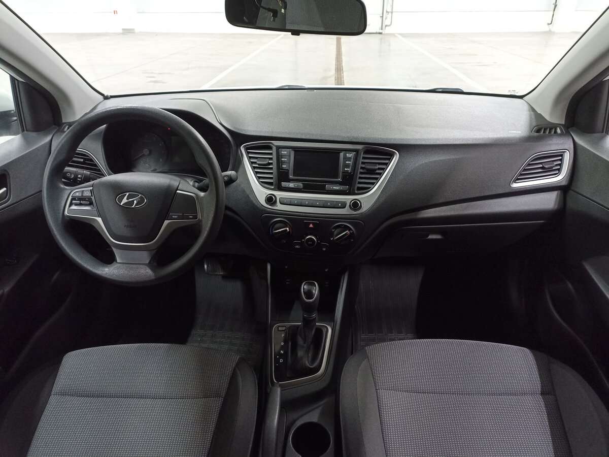 Hyundai Solaris б/у, 2017, Автоматическая. Фото: #13