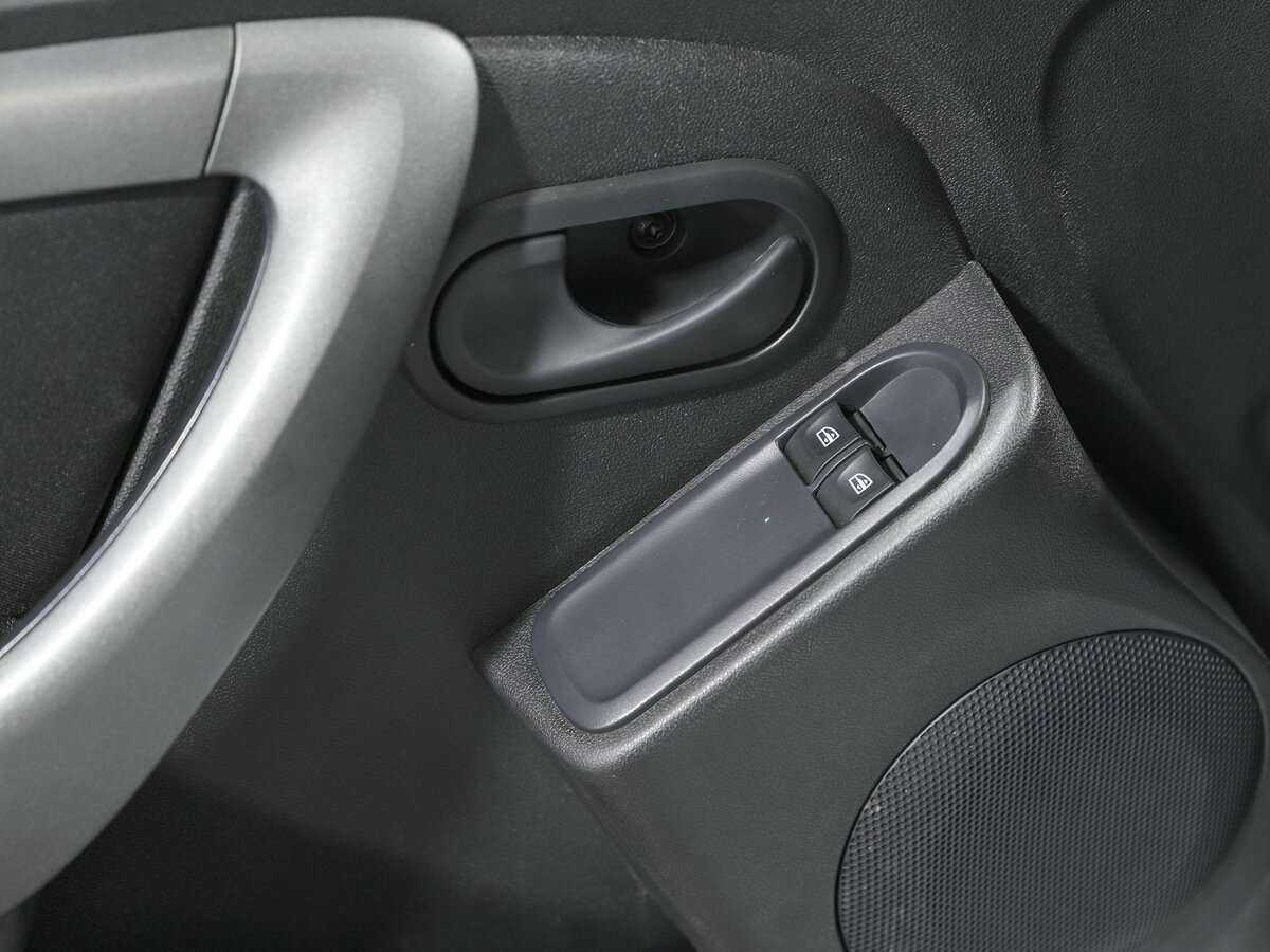 Renault Duster б/у, 2021, Механическая. Фото: #11