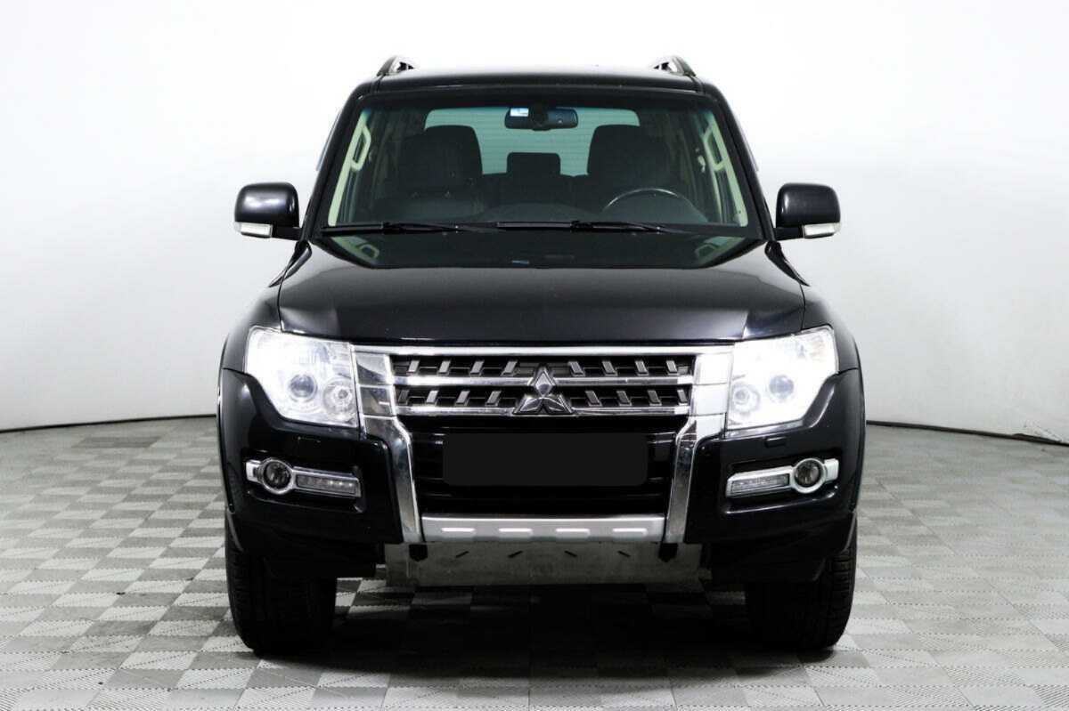 Mitsubishi Pajero б/у, 2018, Автоматическая. Фото: #1