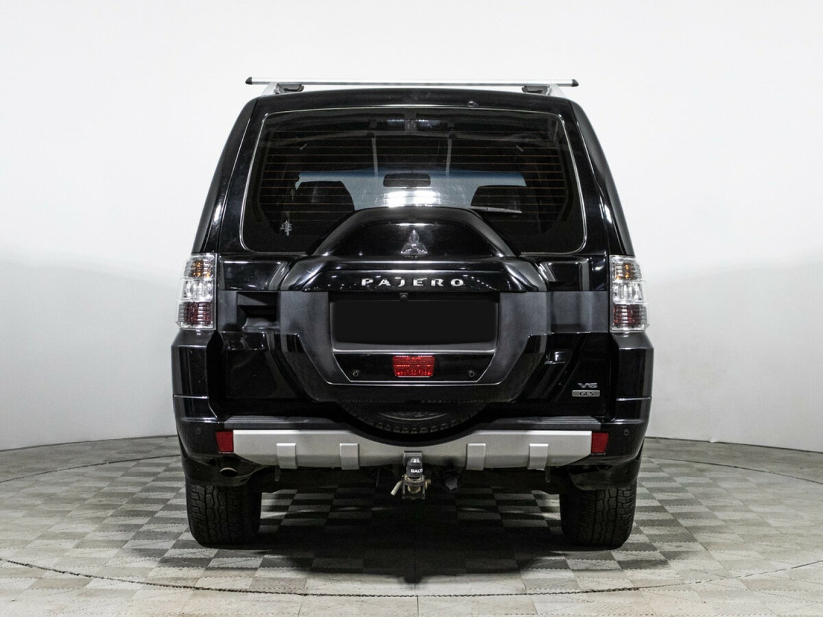 Mitsubishi Pajero б/у, 2017, Автоматическая. Фото: #4