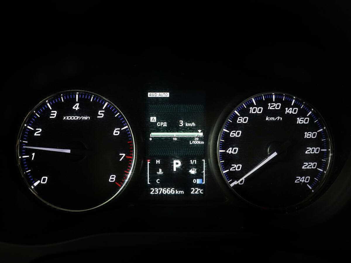 Mitsubishi Outlander б/у, 2015, Вариатор. Фото: #8